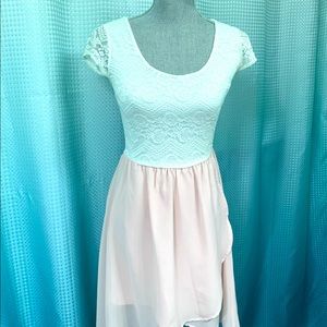 SOFT PINK LACE DRESS
